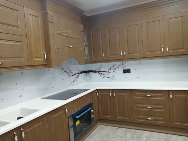 شیشه طرحدار بینکابینتی ضد آب